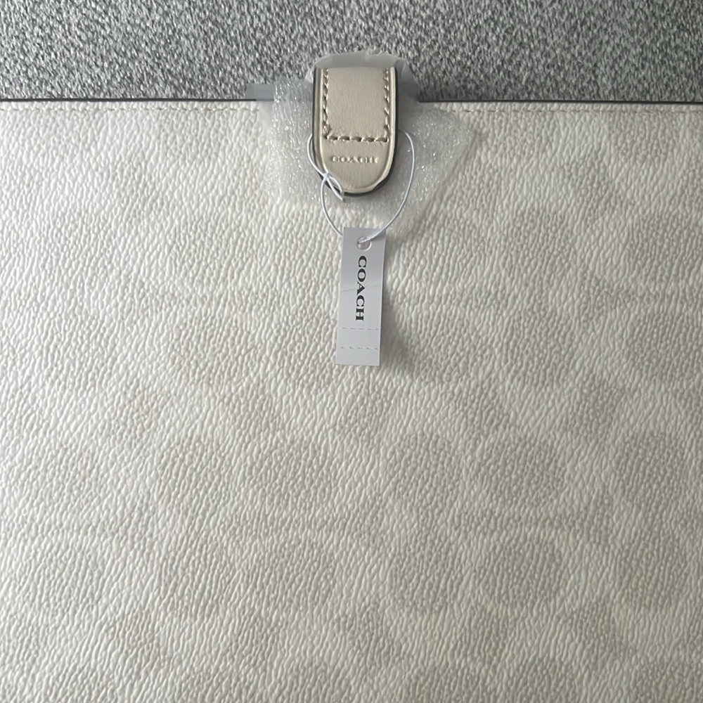 Coach Notebook In Signature Canvas White/Chalk New With Tags - Picture 8 of 8